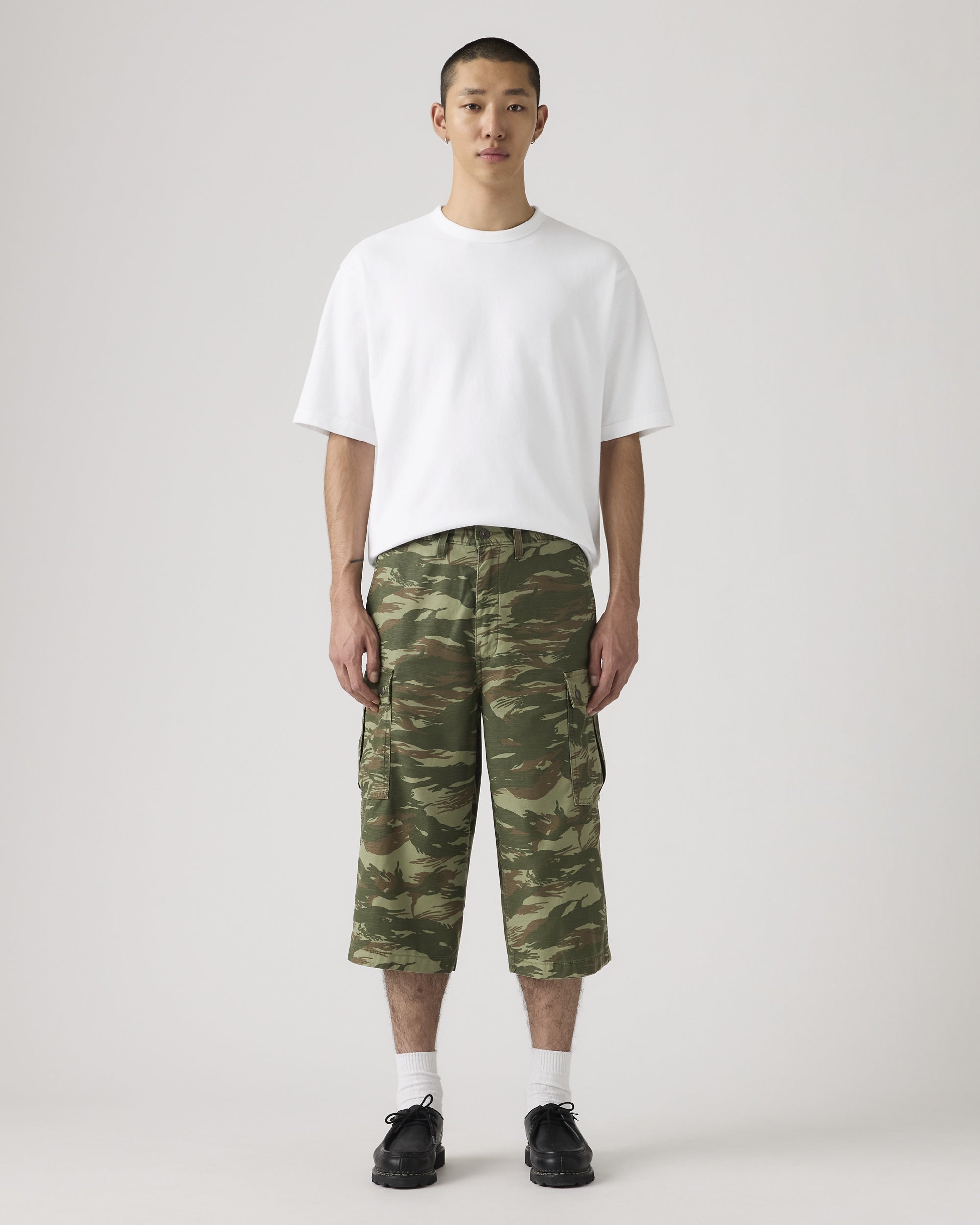 Nobody¡¯s Gonna Know Logo Tee