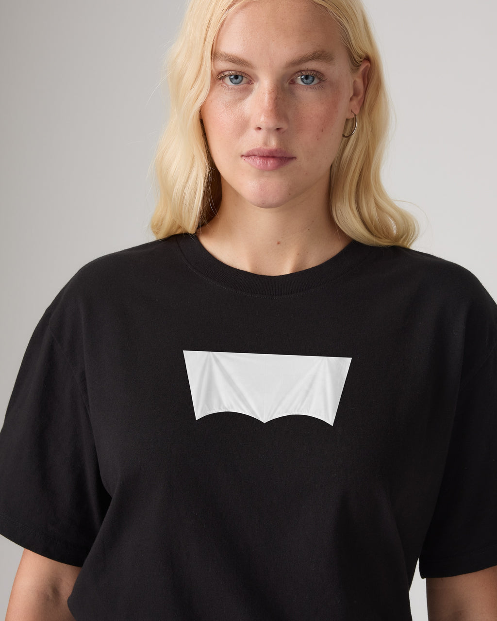 Nobody¡¯s Gonna Know Logo Tee