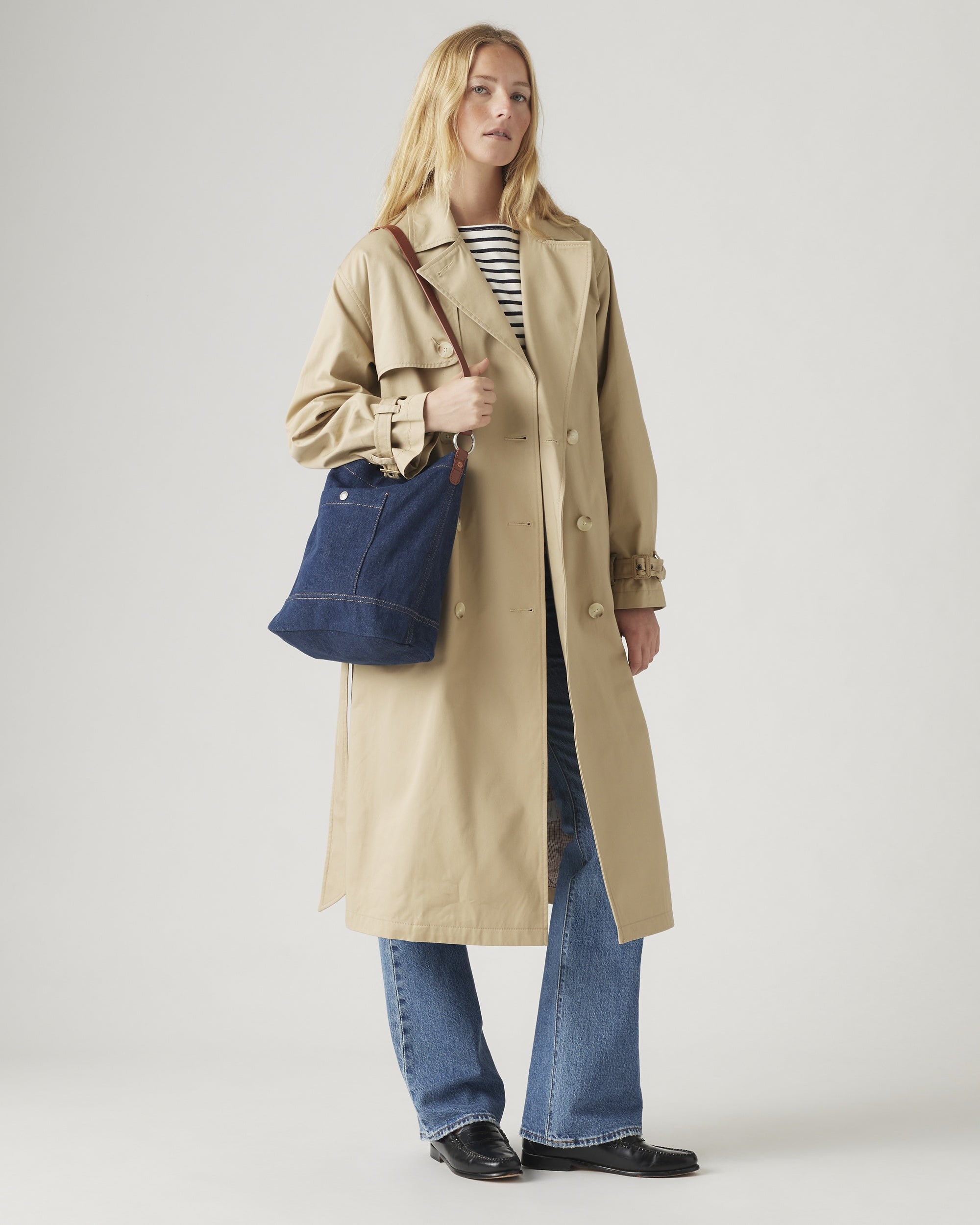 Ali Small Shoulder Bag
