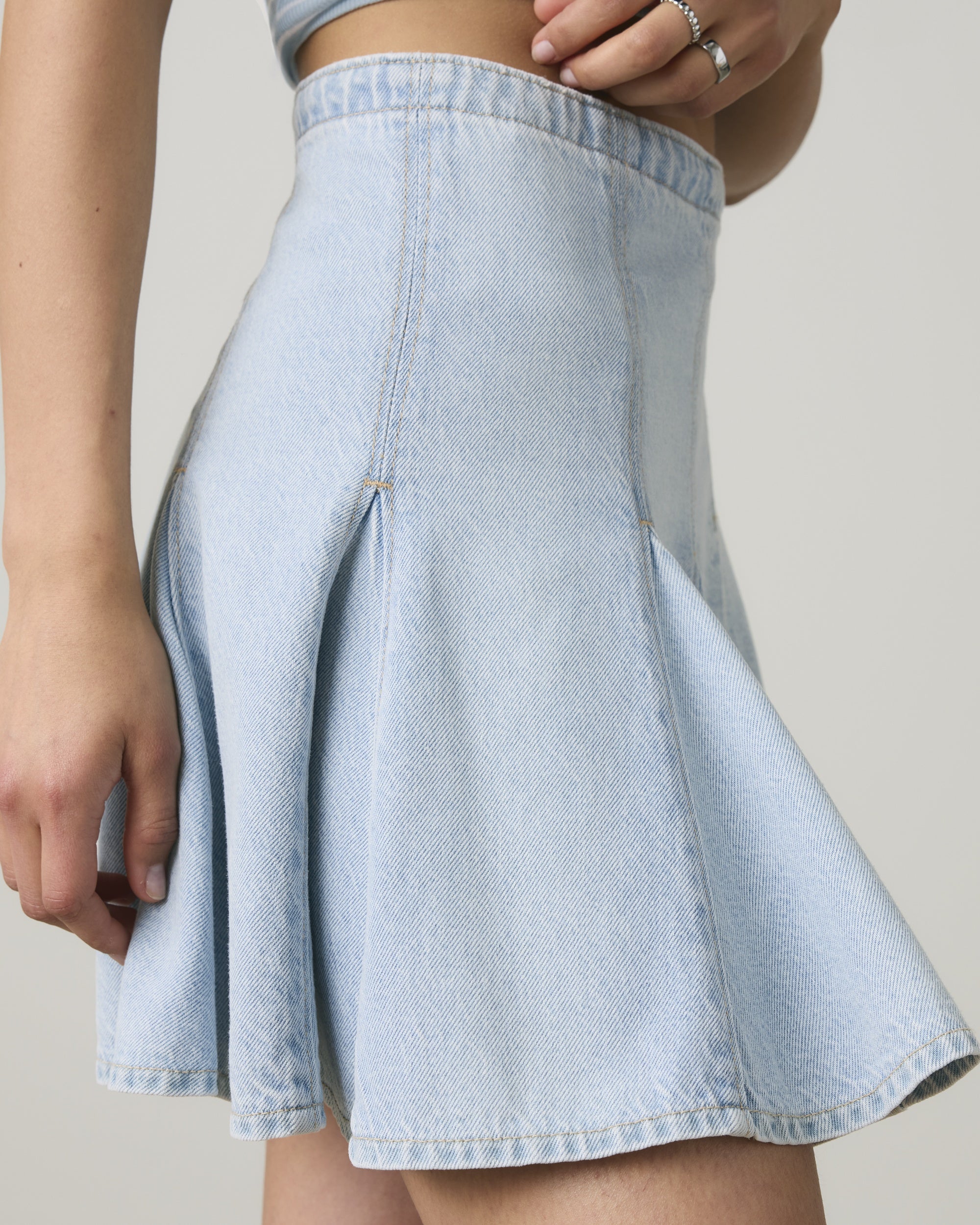 Godet Mini Lightweight Skirt