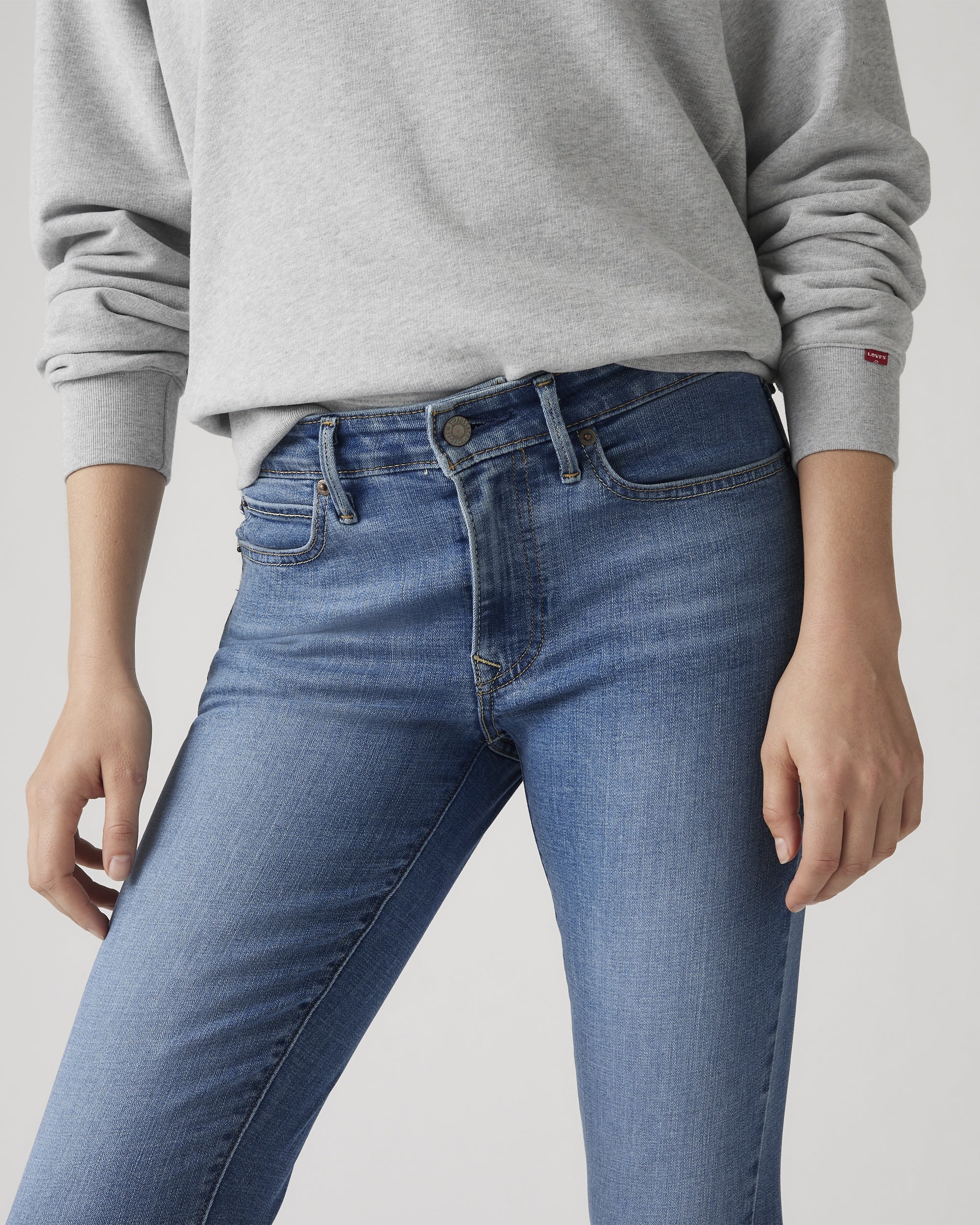 711 Skinny Women's Jeans