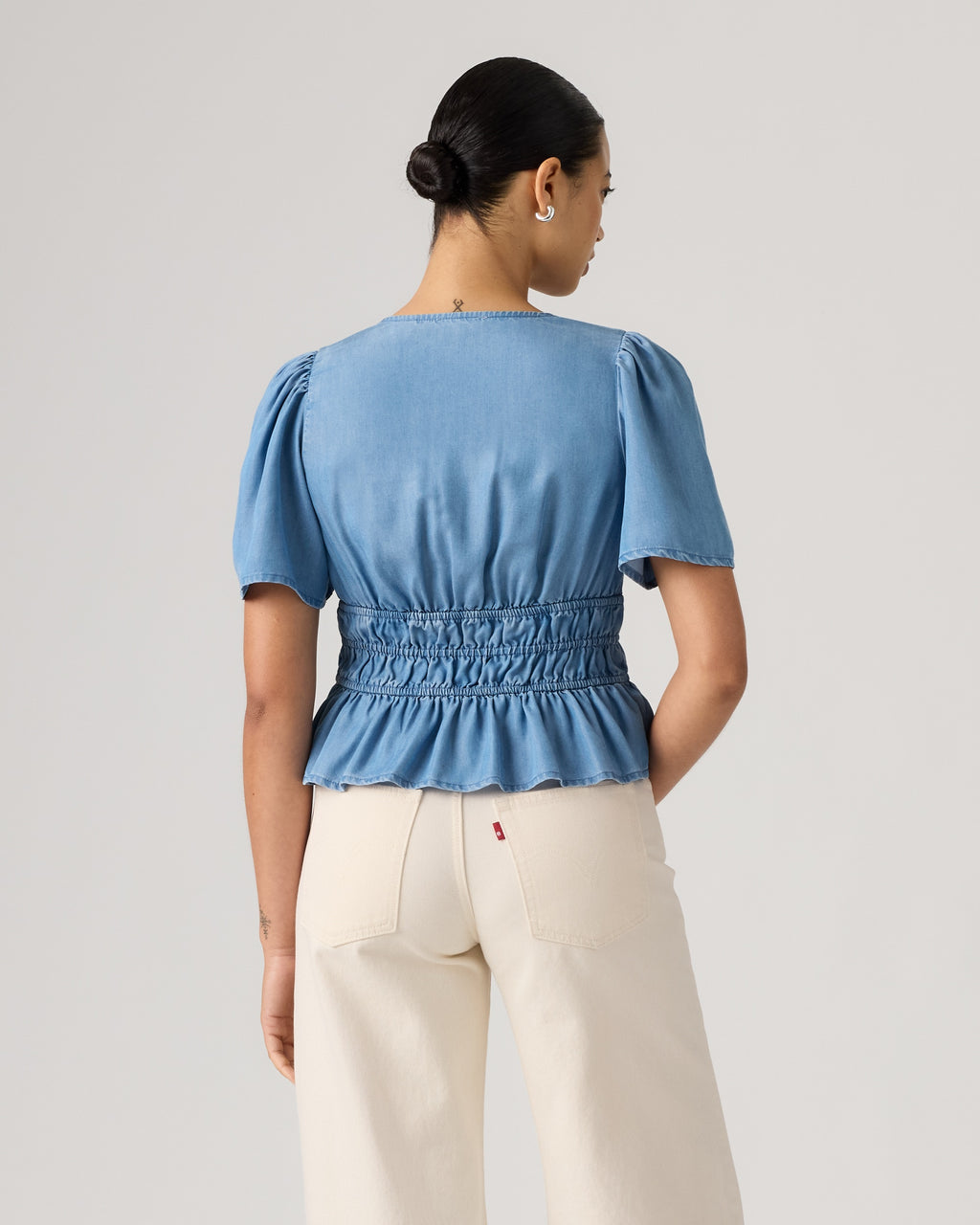 Rylan Short-sleeve Crepe Blouse